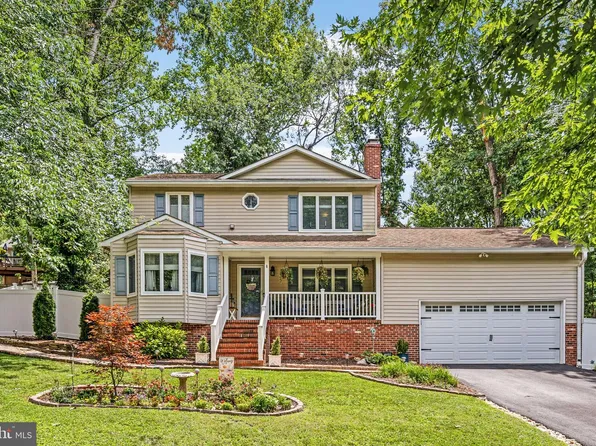 6 Greenhaven Ct, Stafford, VA 22554