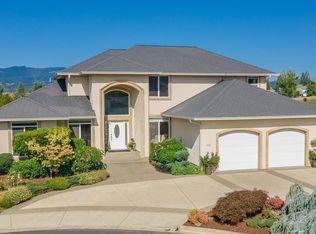 523 Saint Andrews Ct, Sutherlin, OR 97479