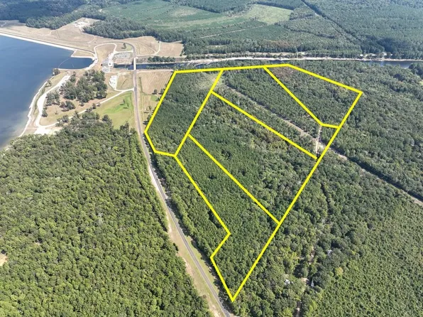 692 Fm, Burkeville, TX 75932