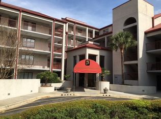 100 Helmsman Way APT 209, Hilton Head Island, SC 29928