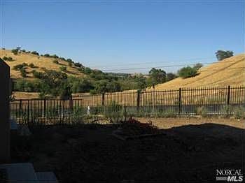 4th image of 2085 Zinfandel Ct