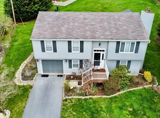 7 Broadlawn Cir, Lancaster, PA