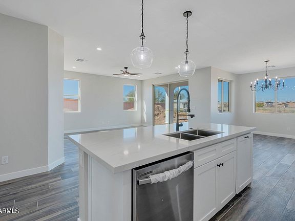 2nd image of 3910 N HOHOKAM Drive