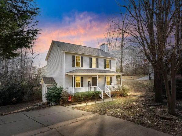 220 Hocutt Dr, Clayton, NC 27520