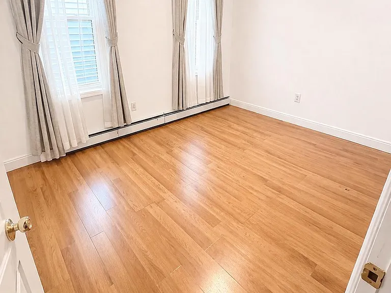 142 Johnson Ave #2 — Photo 8