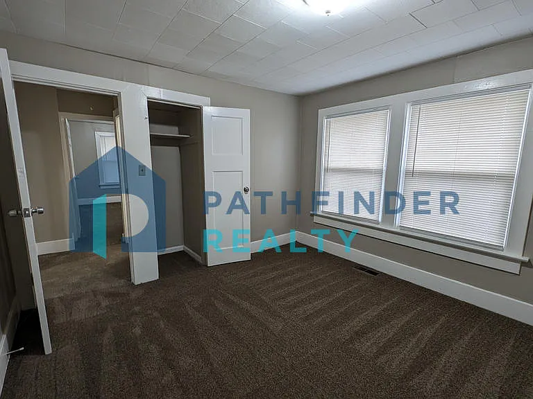 312 Ashwood Ave — Photo 7