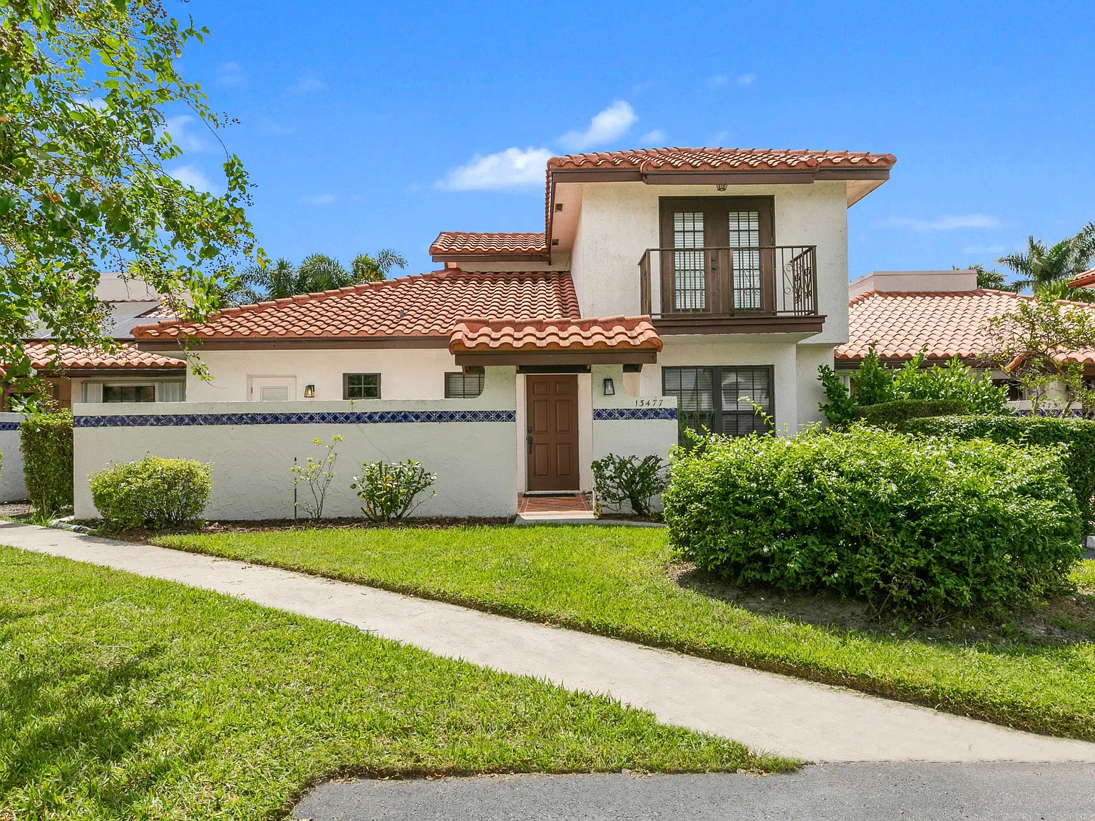 3 bed, 2.0 bath, 1599 sqft, $6,500 — Photo 1