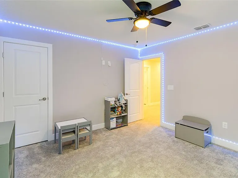 4067 Meandering Bay Dr — Photo 19