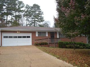 9 Sylvia Dr, Rossville, GA 30741