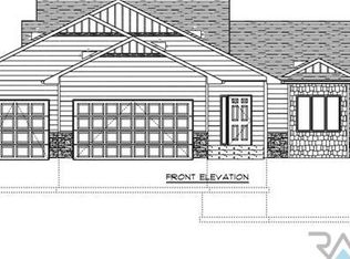 8201 E Willow Glen Cir, Sioux Falls, SD 57110