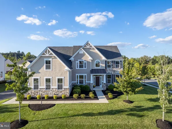 42534 Harvest Horn Way, Chantilly, VA 20152
