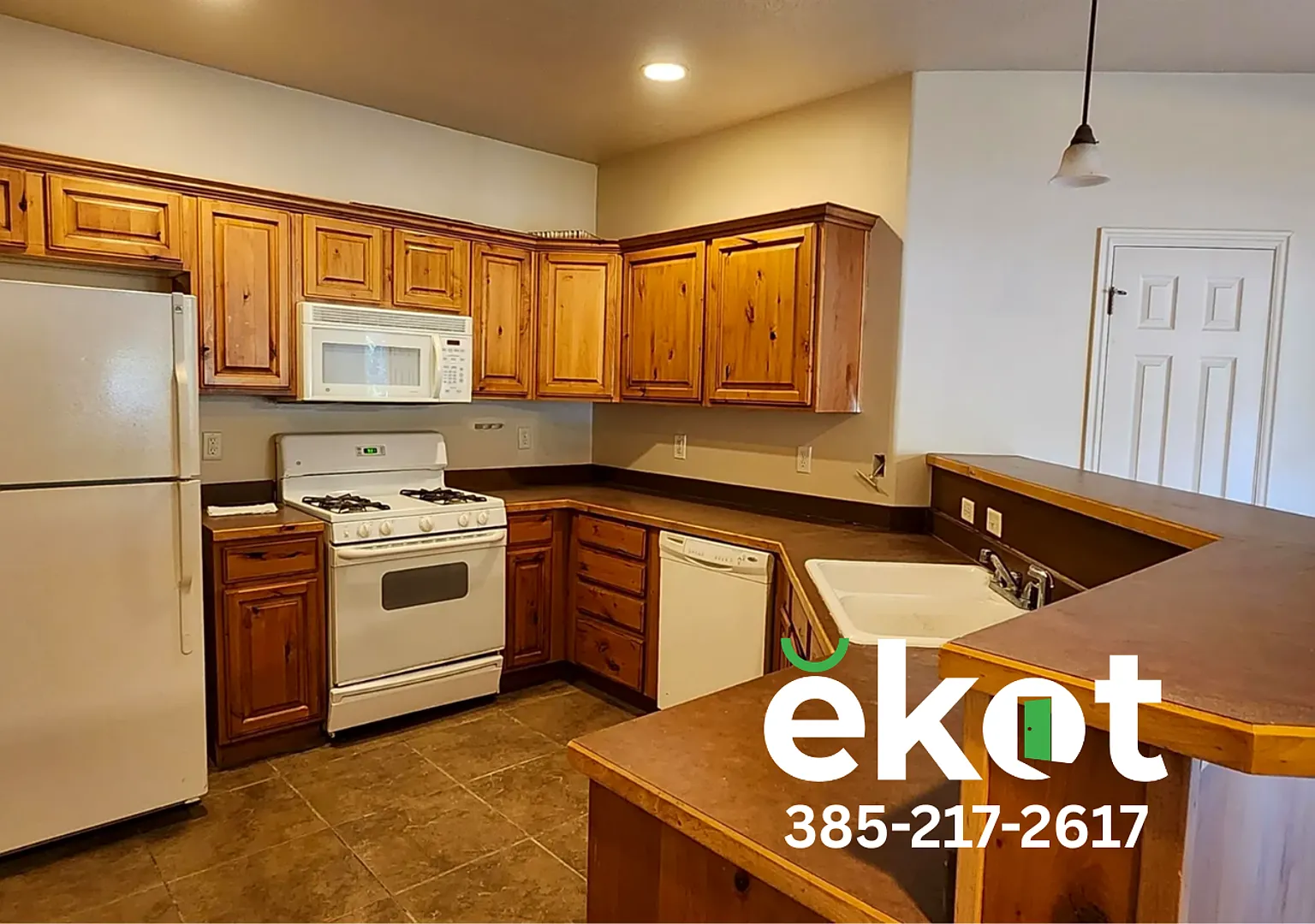 Charming 3-Bed Pleasant Grove Home Near Utah Lake & Trails — Photo 1