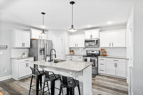 425 Woodtrace Dr — Photo 10