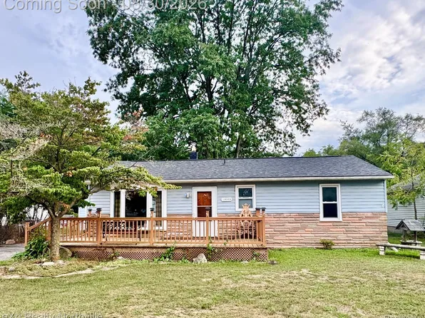 39089 Wade Rd, Romulus, MI 48174