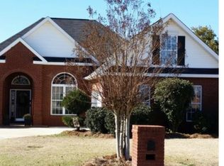 717 Loudon Hill Dr, Warner Robins, GA 31088