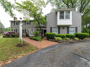 303 Abbott Run Valley Rd, Cumberland, RI 02864