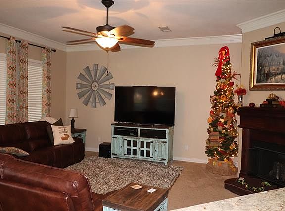 5th image of 1008 Yukon Dr