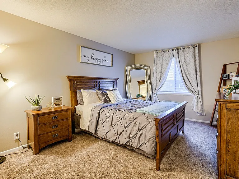 One Bedroom A (Traditional) - 1 Bed / 1 Bath - 720 Sq.Ft.