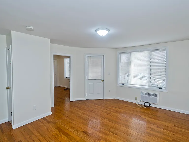 181 State St #2 — Photo 8