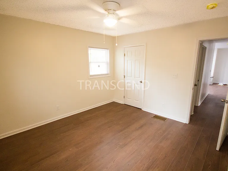 2042 Grange Dr SE — Photo 18