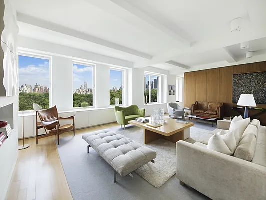 Sold by Sotheby's International Realty | media 4