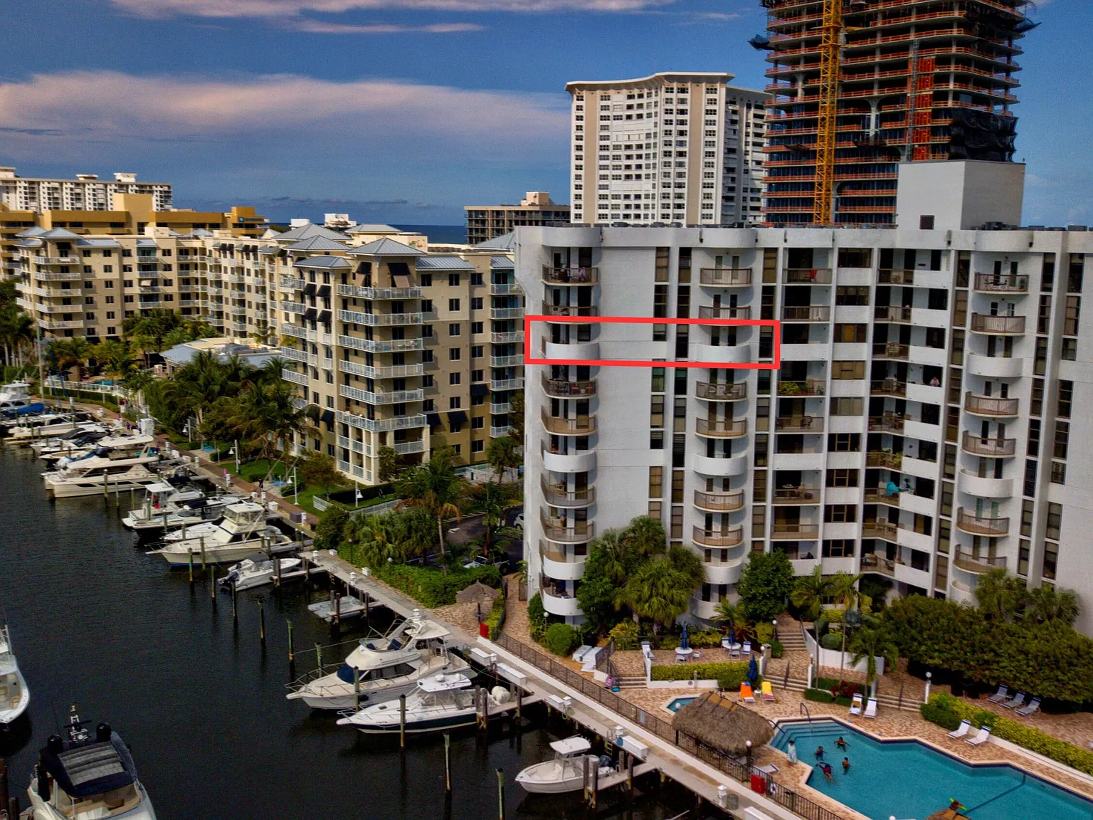 2 bed, 2.0 bath, 1200 sqft, $3,500 — Photo 4