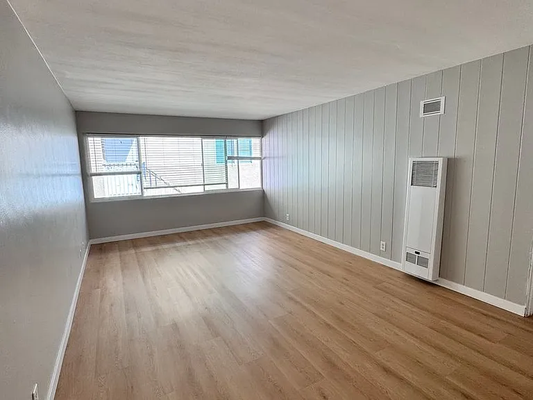 5201 E Anaheim Rd. — Photo 2
