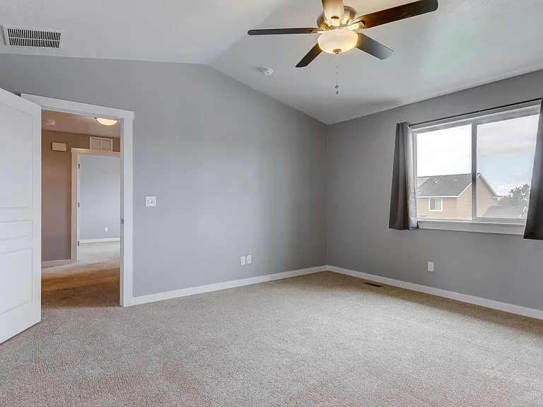 1924 W Deserthawk Dr — Photo 14