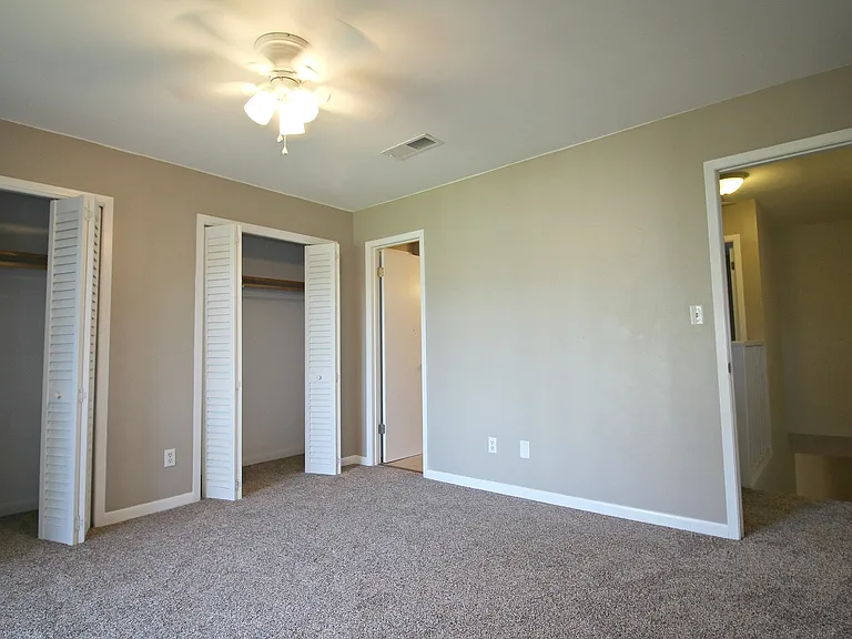 115 Hughes St NE #A7 — Photo 8