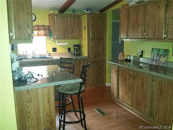 2nd image of 506 Starview Dr