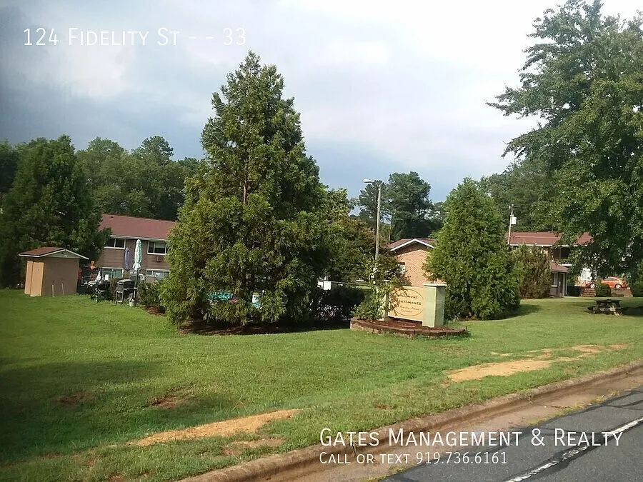 Newly Renovated Carrboro apartment convenient to everything — Photo 2