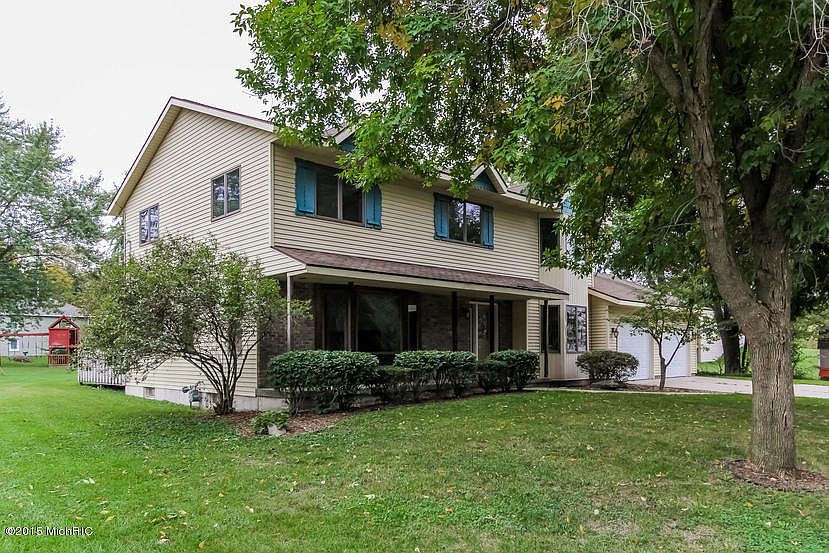 1st image of 1010 Allison Ave NW