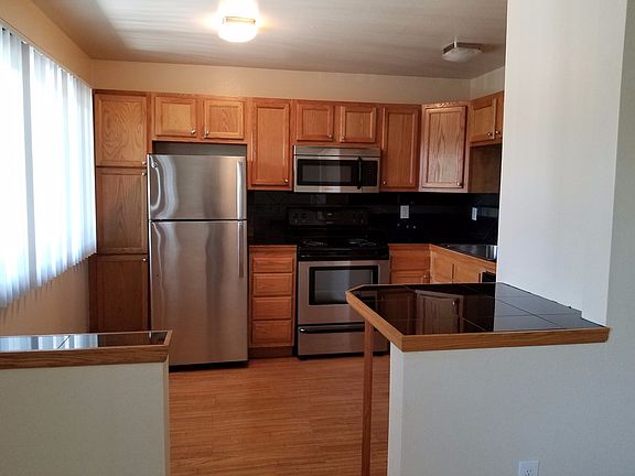 2nd image of 2200 Canyon Blvd APT 20