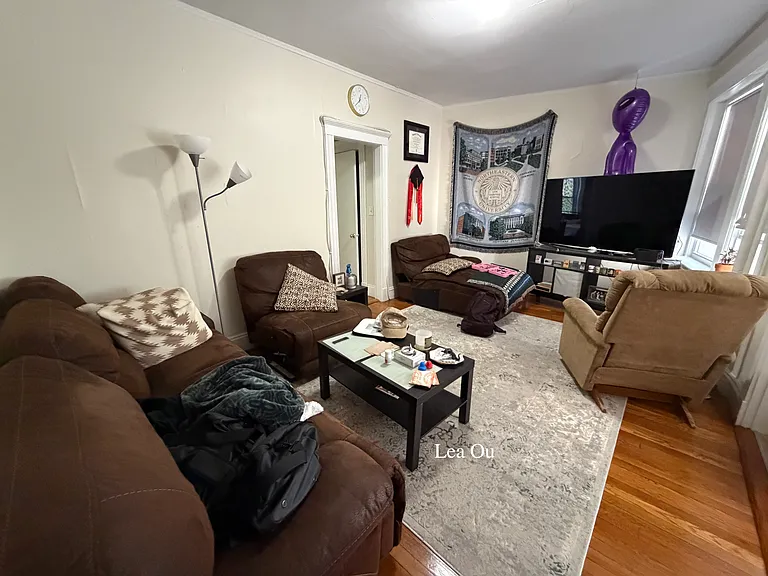 235 Park Dr #6 — Photo 2