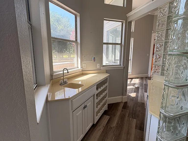 1716 FM 407 — Photo 11