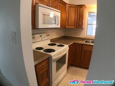 4th image of 10995 71st Ave APT 3