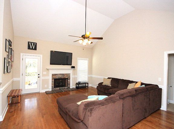 4th image of 308 Willowbrook Dr