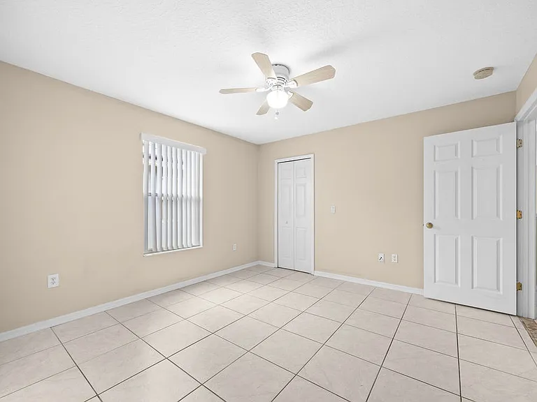 1st floor 5rd bedroom