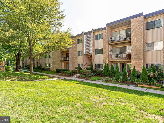 3rd image of 12203 Academy Way APT 11