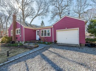 45 Smith Dr N, Southold, NY 11971
