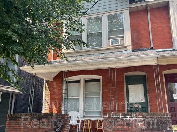 134 College Ave