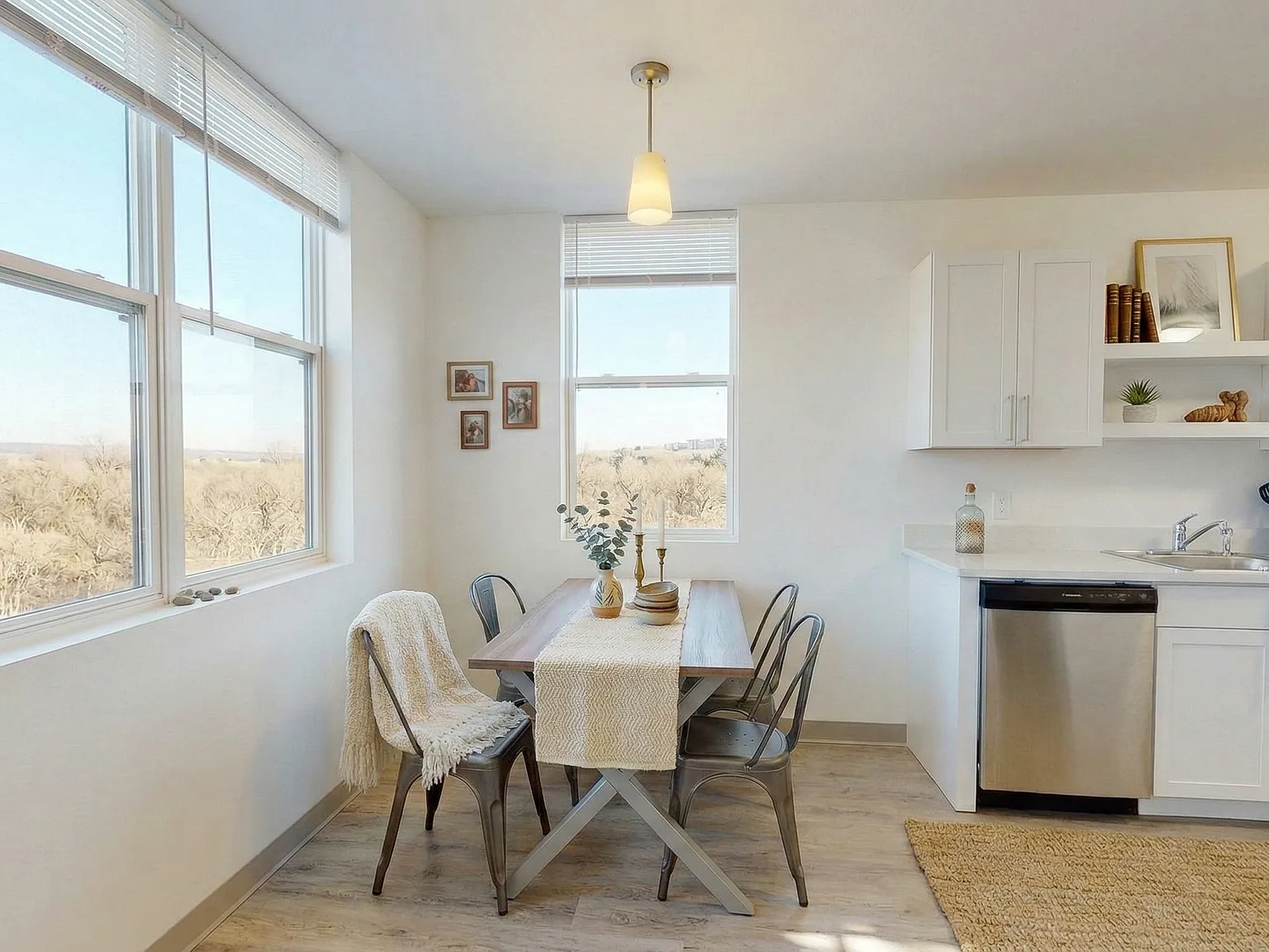 The Outlook Apartments — Photo 2