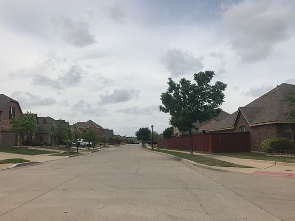 4th image of 3600 Saratoga Downs Way