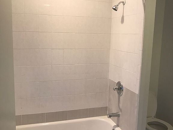 5th image of 8537 94th St #2FL