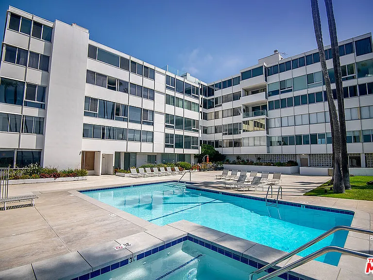 17366 W Sunset Blvd #201 — Photo 23