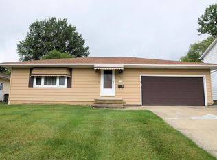 3413 Arrow Ln, Parma, OH