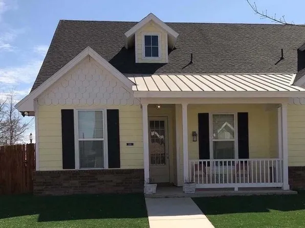 2101 10th St, Lubbock, TX 79401