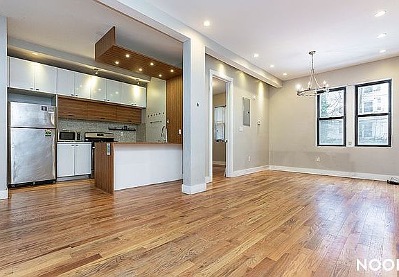 2nd image of 1144 Bergen St APT 3