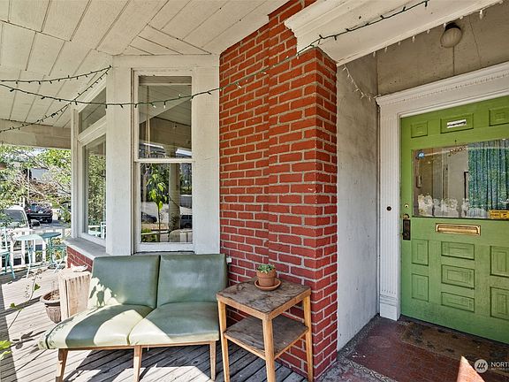 4th image of 1123 Fawcett Avenue
