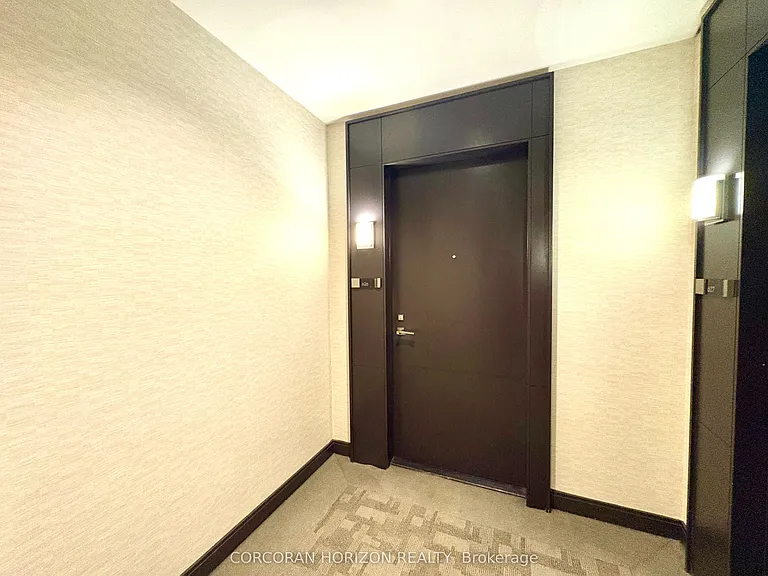 120 Harrison Garden Blvd #626 — Photo 15